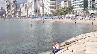 Benidorm rambler LOOK AT THE BEACH