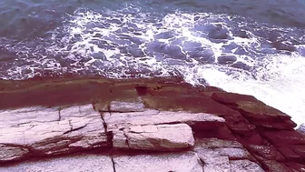 ON THE BEACH - VIEW FROM THE ROCKS - Cloudy Beach Ambience