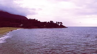 ON THE BEACH - VIEW FROM THE ROCKS - Cloudy Beach Ambience