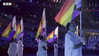 Tom Daley making LGBT+ history at Commonwealth Games ⭐️???????? BBC