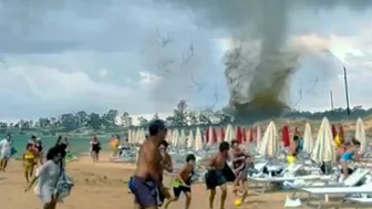 Horror in Mexico!! Crazy tornado devastated the beach in Veracruz!