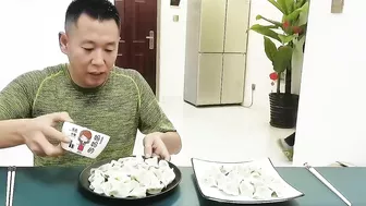 吃独食，谁家还有同款男人#eating show#eating challenge#husband and wife eating food#eating#mukbang #asmr eating