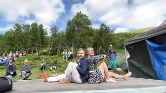 CAR TRAILER BOOGIE WOOGIE! - Sondre & Tanya