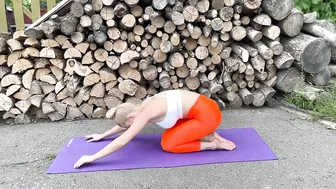 Yoga stretch | Gymnastics | Stretching time. #yoga #stretching