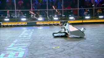 Blacksmith vs. Minotaur - BattleBots