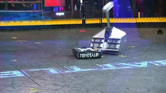 Blacksmith vs. Minotaur - BattleBots