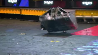 Blacksmith vs. Minotaur - BattleBots