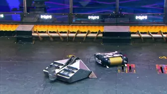 Blacksmith vs. Minotaur - BattleBots