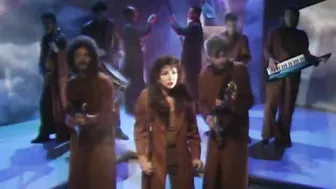 Kate Bush - Running Up That Hill (Wogan 1985)