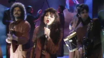 Kate Bush - Running Up That Hill (Wogan 1985)