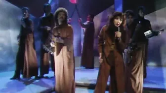 Kate Bush - Running Up That Hill (Wogan 1985)