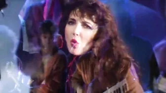 Kate Bush - Running Up That Hill (Wogan 1985)