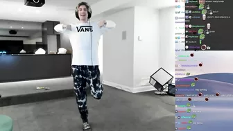 xQc tries this GOOFY AHH TikTok Dance