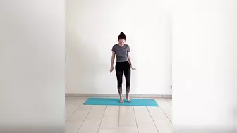 Yoga for beginners /daily do this yoga exercise