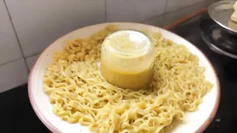 CHEESY ???? Lava Maggi Recipe ???? ???? | 30 Days Maggi Challenge - Day 9 | So Saute