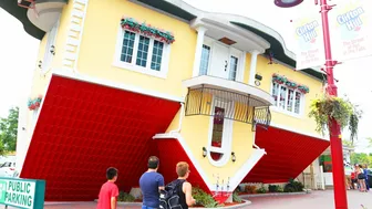 Upside Down House - Niagara Falls Ontario