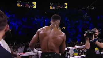 Anthony Joshua makes passionate speech & vents frustrations after Usyk defeat