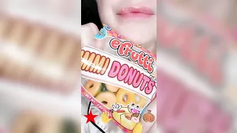 ASMR Eating Satisfying Emoji Food Challenge Candy Paint Roller Gummy Donuts Mukbang 먹방