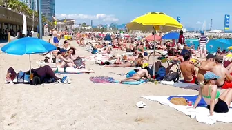 Beach Barceloneta, Barcelona beach walk