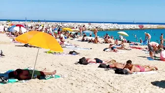 Beach Nova Icaria, Barcelona beach walk