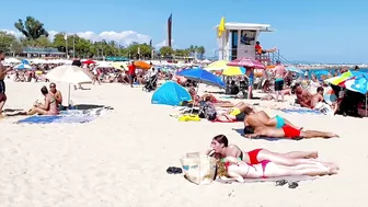 Beach Nova Icaria, Barcelona beach walk