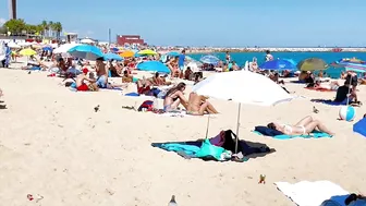 Beach Nova Icaria, Barcelona beach walk