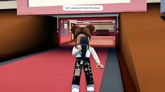 ???? When your friend is a DISNEY fan (meme) ROBLOX