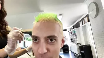 Ich färbe meine Haare grün... ????