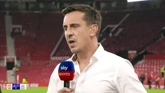 "I can't believe what I've just witnessed" ???? | Keane & Neville react to Man Utd's win over Liverpool