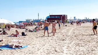 Beach Bogadell / Barcelona beach walk