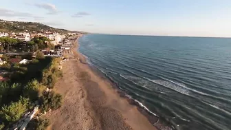 La spiaggia di #silvimarina con #djimini3pro e #djifpv