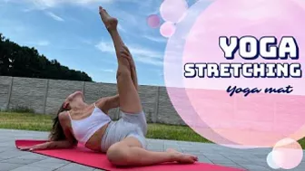 Yoga and Gymnastics / Flexibility Stretching Exercises with Tanya