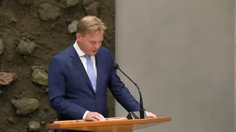 Pieter OMTZIGT tegen KABINET: "Gijzel de samenleving niet langer"