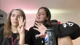 Sofi y Mili - "TAG DE LAS NOVIAS PERFECTA" ????❤️ - Stream Sofili 24/08/2022