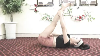 Relaxing Morning Stretching ???? to Open Hips | Hot Yoga - Contortion Flexibility Art Performance