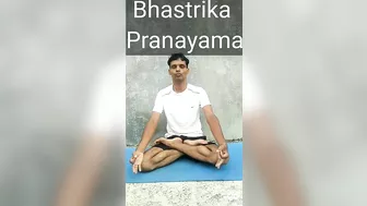 Bhastrika Pranayama | Breath of Fire | #yogaandfitnesswithshiva #yoga #workout #shorts