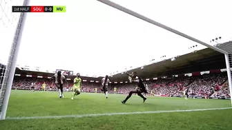 Win On The Road! ???? | Southampton 0-1 Man Utd | Highlights