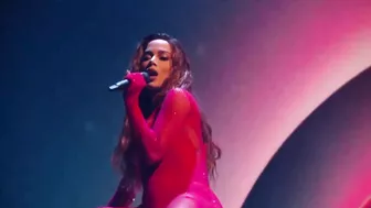 Anitta Performs "Envolver" | 2022 VMAs