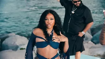 DJ Khaled ft. SZA & Future - BEAUTIFUL (Official Music Video)