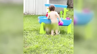 Try Not to Laugh - Funniest Baby Outdoor Compilation of Week #6.