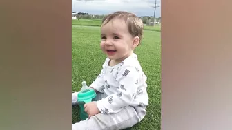 Try Not to Laugh - Funniest Baby Outdoor Compilation of Week #6.