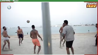 Suryakumar Yadav, Virat Kohli, Rohit Sharma के Dubai Beach मजे देखे क्या? Team India Fan in Dubai