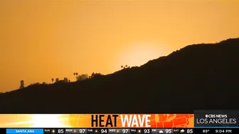 Beachgoers encounter hot temperatures at beach