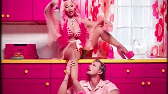 Nicki Minaj - Super Freaky Girl (Official Music Video)