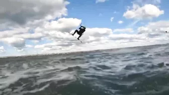 IMPACT VEST NEEDED !!!! Kitesurf crash compilation