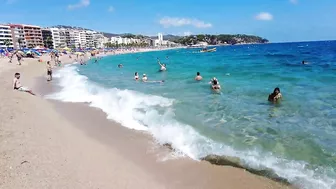 Beach Walking tour - Costa Brava Spain - Spain Holiday, August 2022