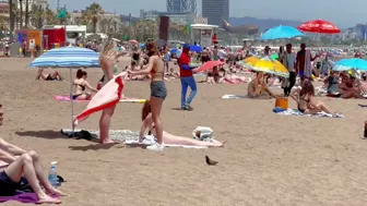 Barcelona beach walk/ beach Sant Sebastia