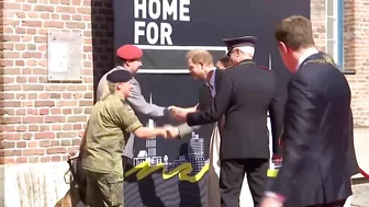 Invictus Games: Prince Harry and Meghan Markle arrive in Dusseldorf