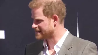 Invictus Games: Prince Harry and Meghan Markle arrive in Dusseldorf