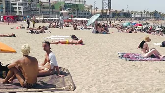 Beach Sant Sebastia, Barcelona beach walk